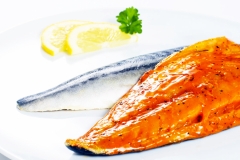 Makrelenfilet in Kräuterbutter